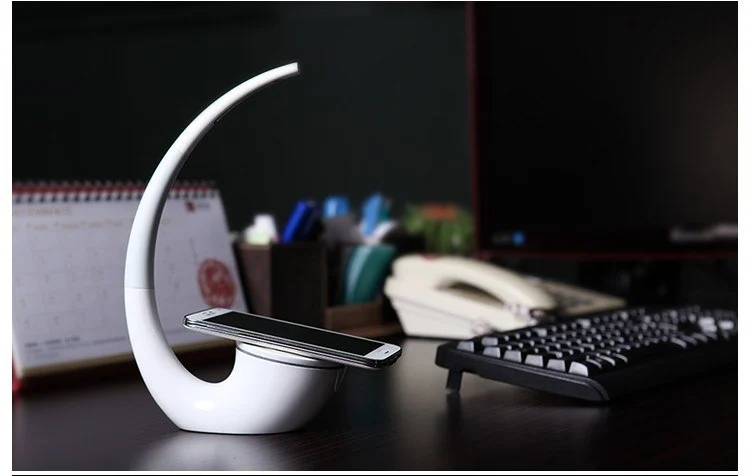 Empryn Nivora — Touch-Dimming Wireless Charging Table Lamp - Gallery