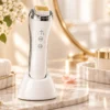 cfc3bf87-b616-4e95-b757-f4147a430fdc.webp Empryn Elara — At-Home Heat Care Facial Beauty Device — EMPRYN